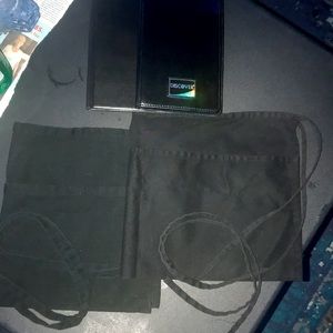 Waitress aprons & books